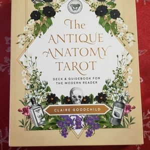 Antique Anatomy Tarot set